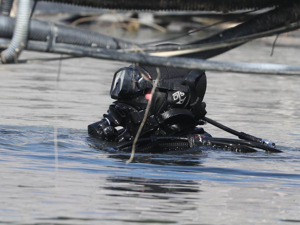 splav freestyler, pretres, policija 029.jpeg