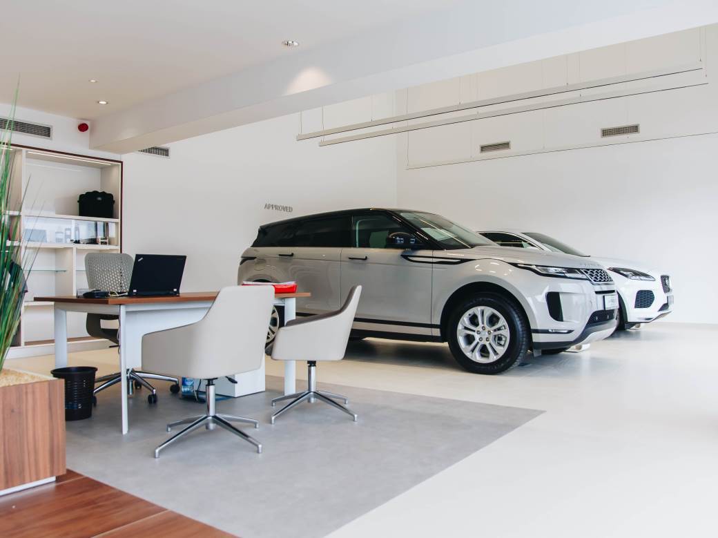 British Motors Zapad Cacak Jaguar Land Rover prodajno-servisni centar