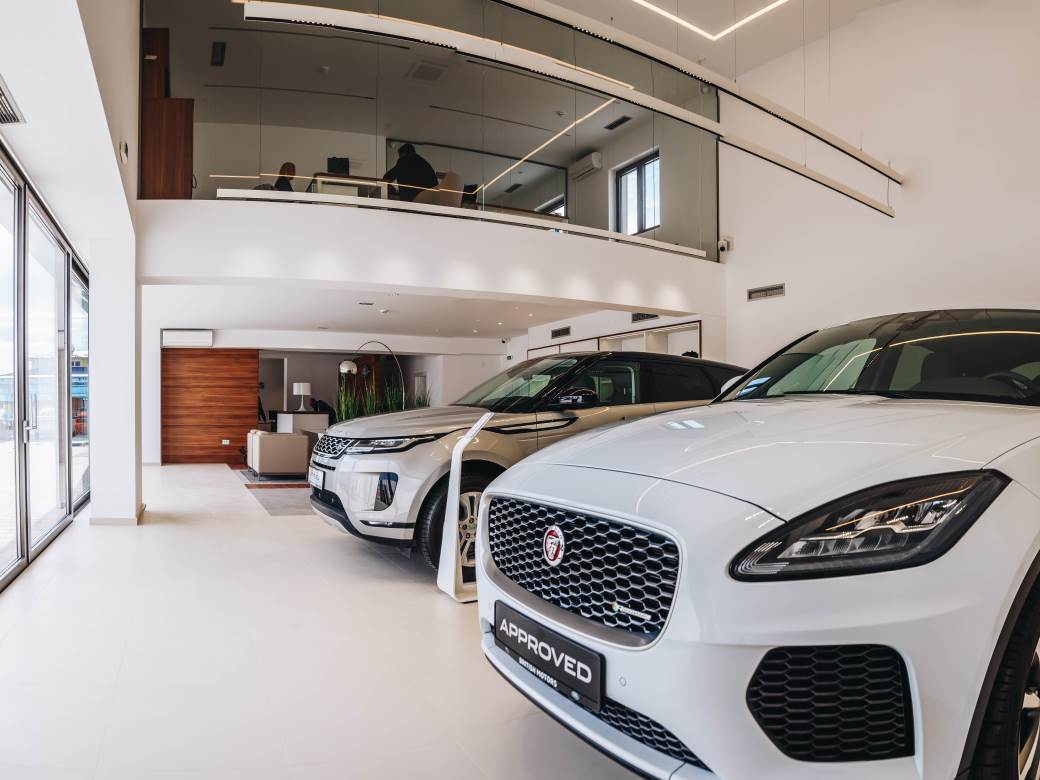 British Motors Zapad Cacak Jaguar Land Rover prodajno-servisni centar