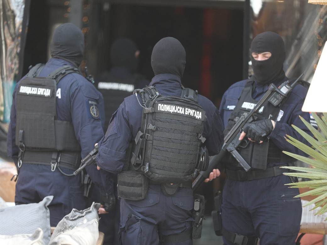 policija upala u kasinu aca bosanac pretres