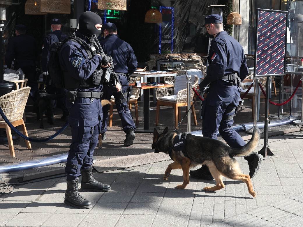 policija upala u kasinu aca bosanac pretres