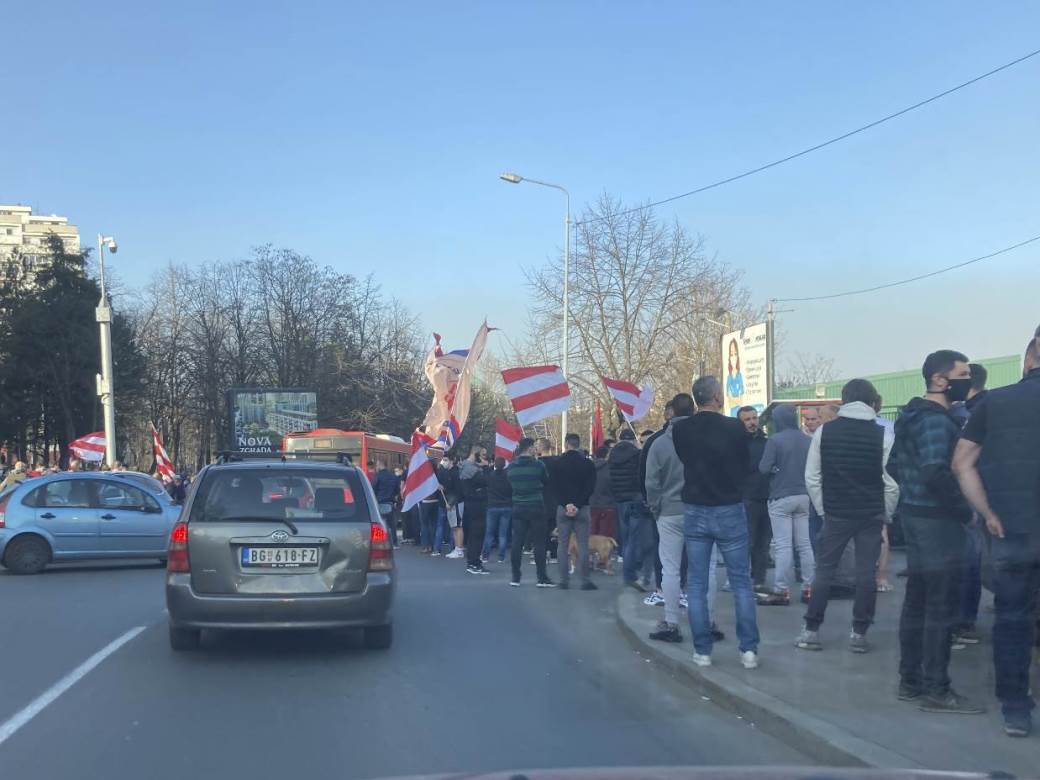 navijaci zvezde docek marakana zvezda milan uzivo fotografije