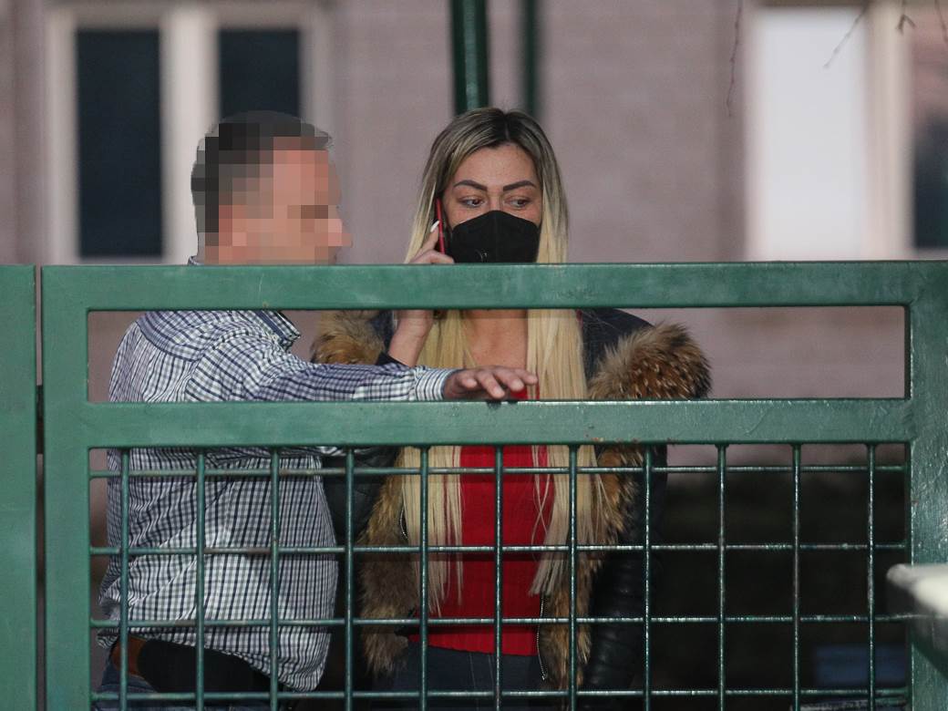 Tijana Ajfon objavila snimak iz Palate pravde, prate je tri advokata