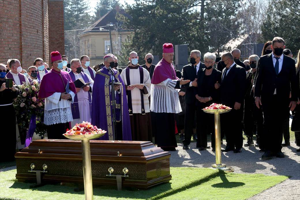 milan bandic gradonacelnik zagreba sahrana foto