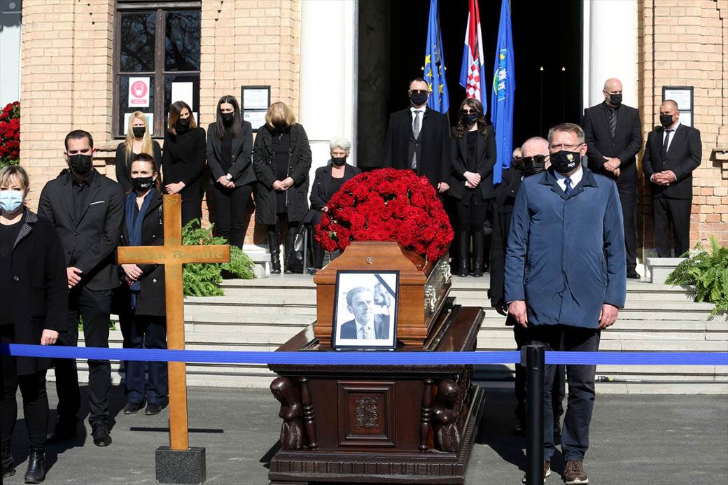 milan bandic gradonacelnik zagreba sahrana foto