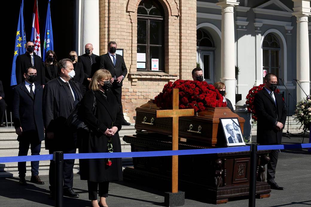 milan bandic gradonacelnik zagreba sahrana foto