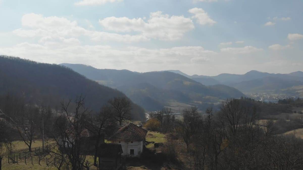 selo seoski turizam seoska teretana branje malina