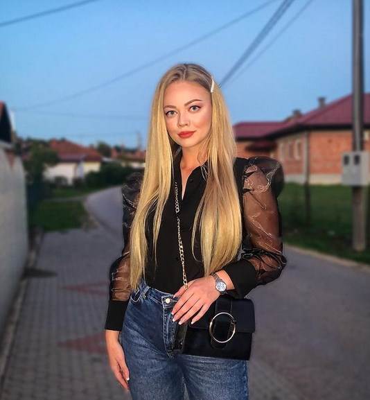 kanita barakovic fudbalski sudija lepotica sudi muskarcima bosna i hercegovina