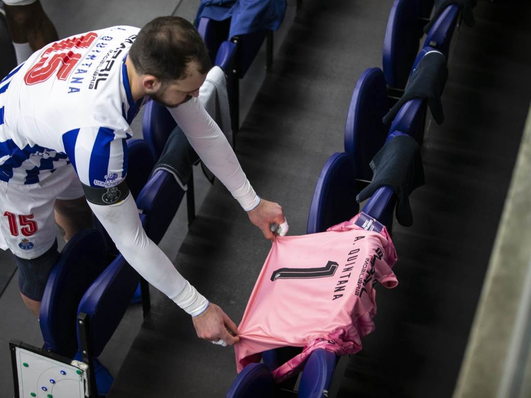 porto alfredo kvintana golman preminuo smrt koma oprostaj igraci placu rukomet