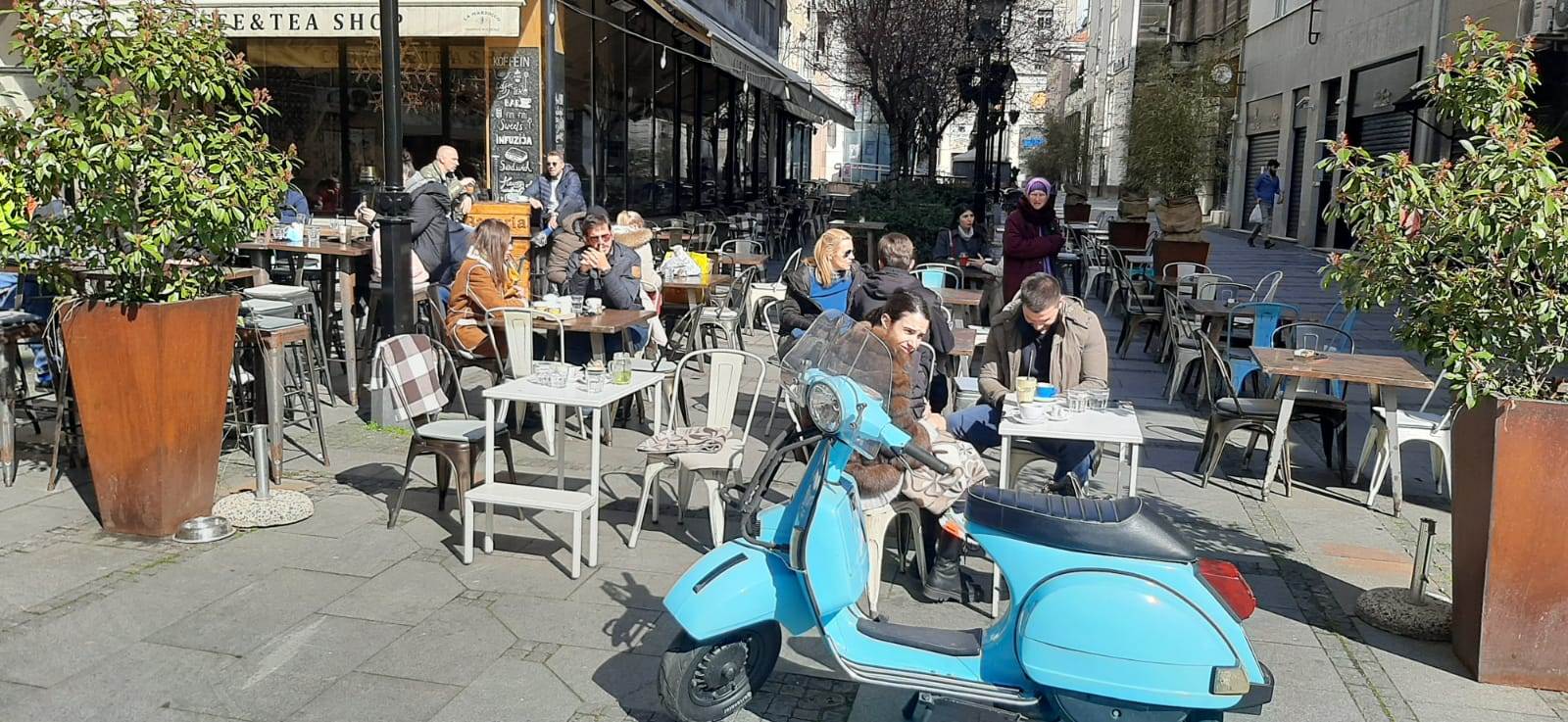 mere tokom vikenda 12 sati  fotografije