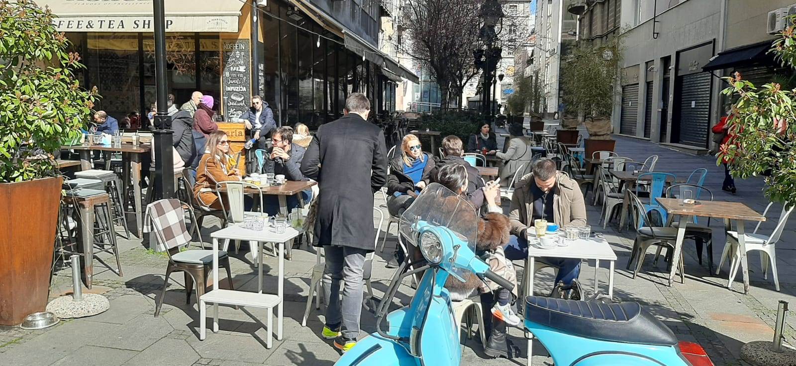 mere tokom vikenda 12 sati  fotografije