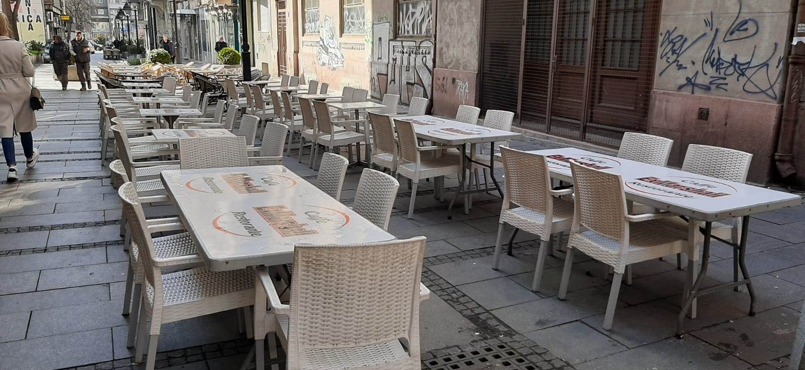 mere tokom vikenda 12 sati  fotografije