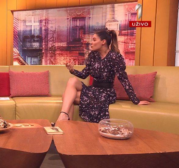 sanja kuzet seksi izdanje vitke noge minic