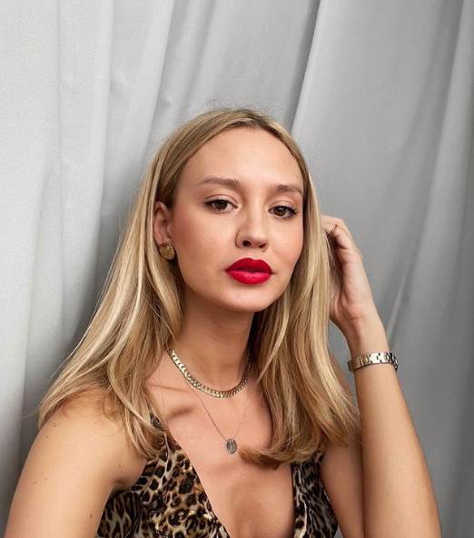 Jelena Helen Babić Sneki tetka