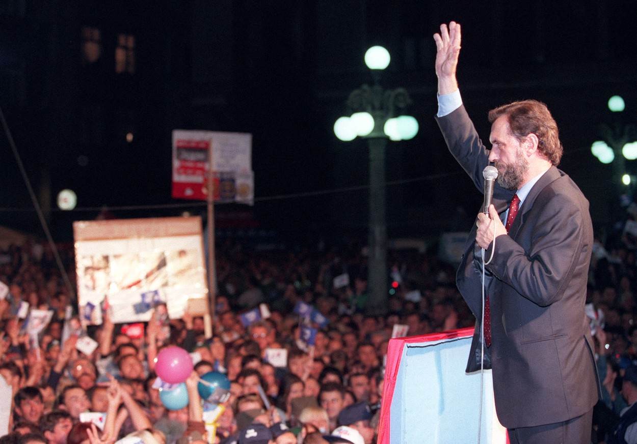 30 godina od 9 marta demonstracije miting protiv petokrake tv bastilja vuk draskovic spo