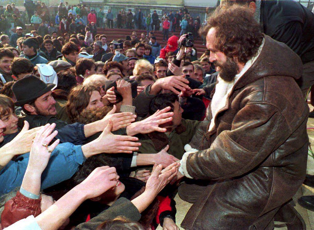 30 godina od 9 marta demonstracije miting protiv petokrake tv bastilja vuk draskovic spo