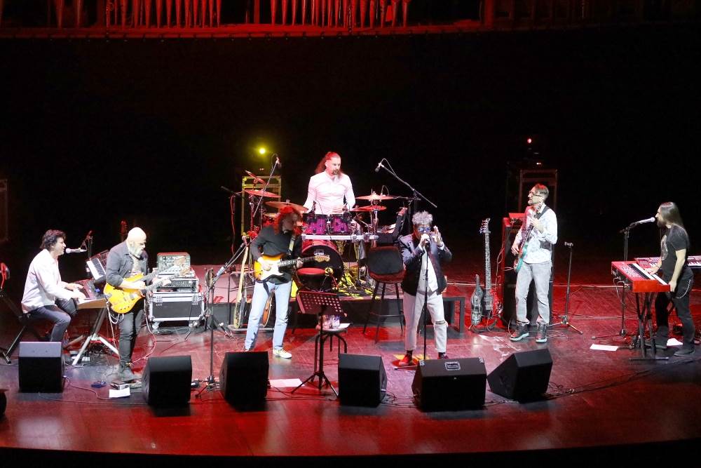 Kako su poginuli članovi Crvene jabuke?