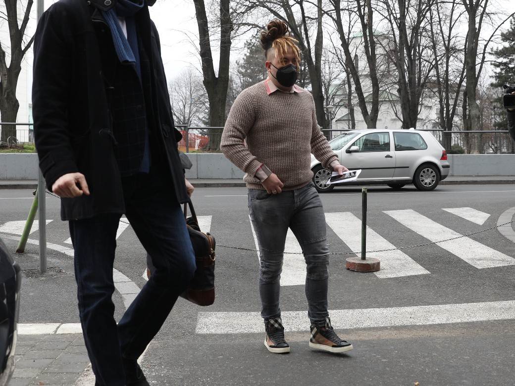 rasta ispred suda sudjenje droga foto