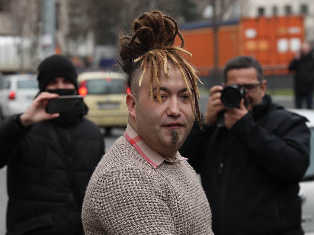 rasta ispred suda sudjenje droga foto