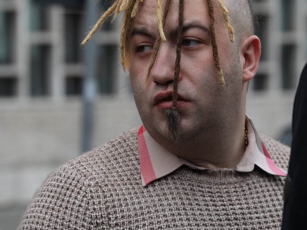 rasta ispred suda sudjenje droga foto