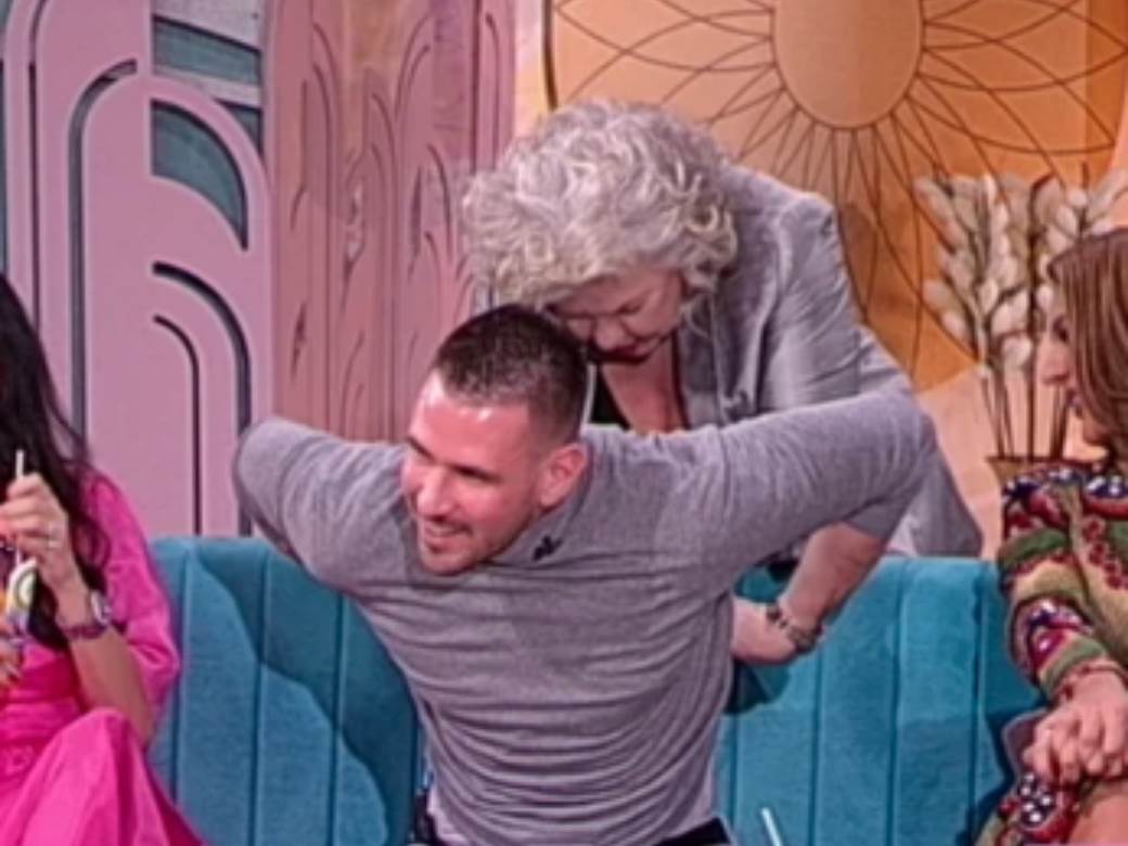 Reper Cvija se povlači sa muzičke scene, objava ratužila fanove