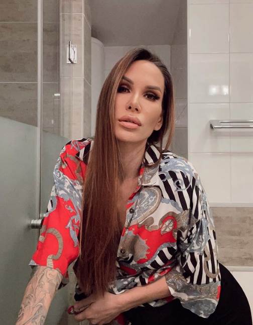 Nikolija posetila plastičara