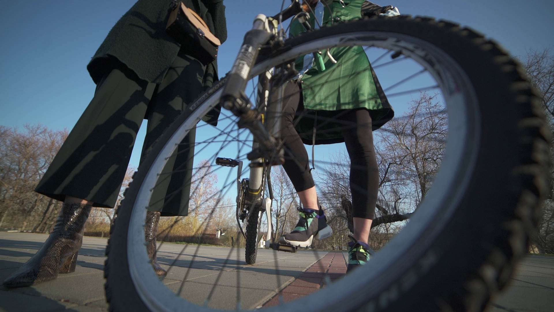 biciklom do zagreba novosadjanke humanitarna akcija