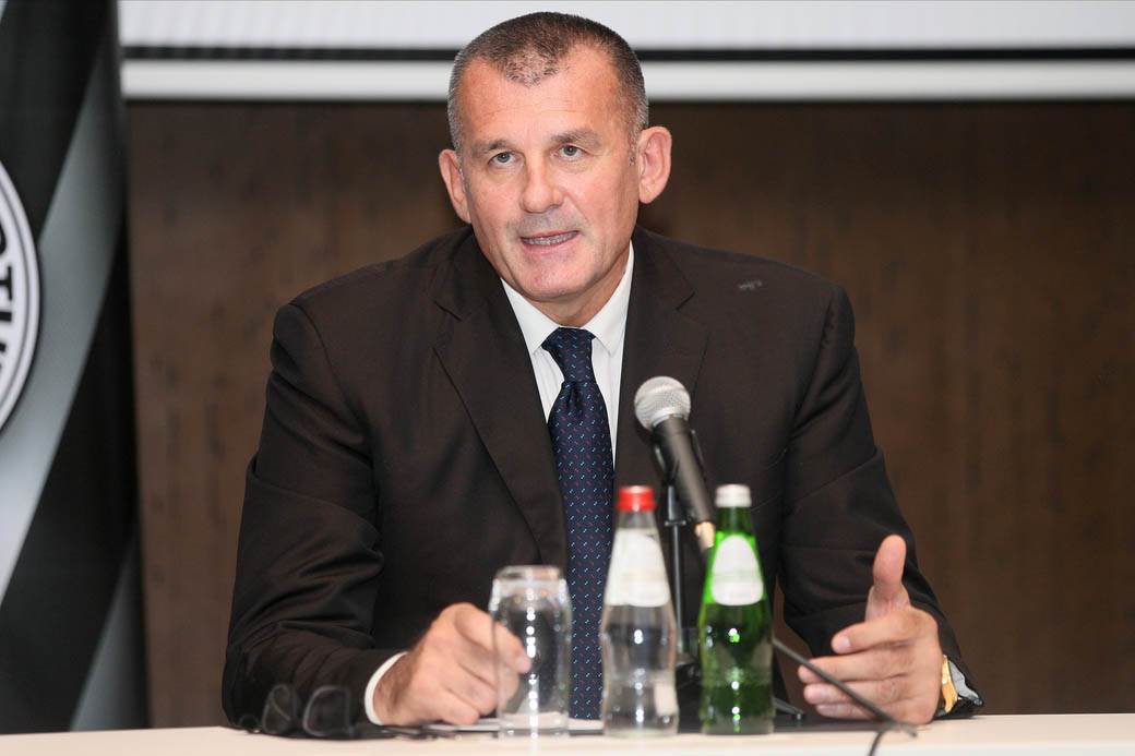 zoran savic navijanje crvena zvezda partizan