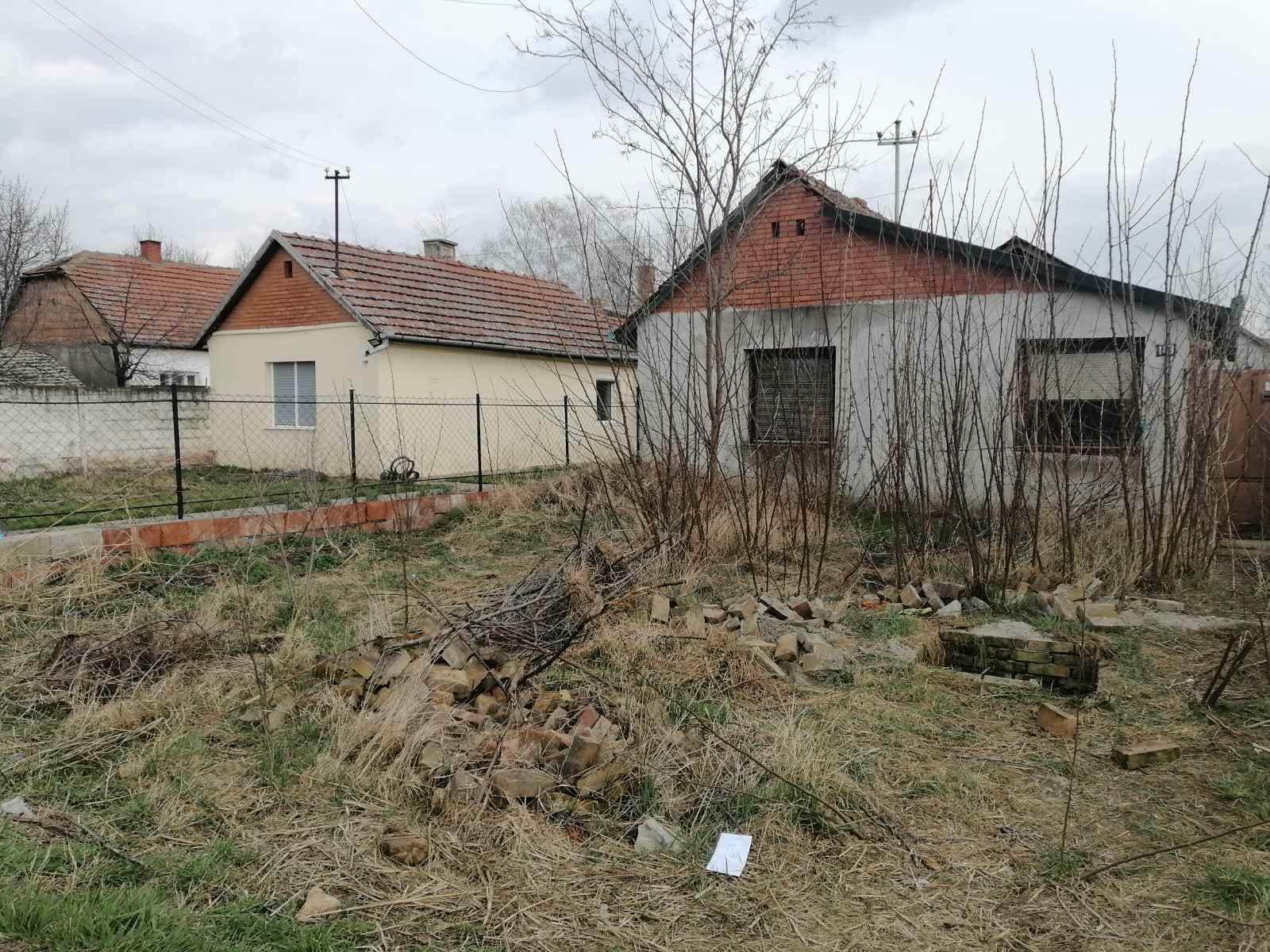 uhapsena zbog ubistva majke becej zatrpana u jami pesak i cigle