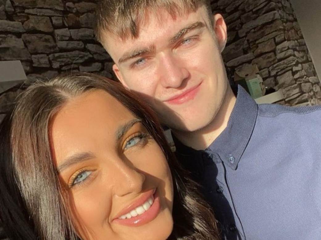 funkcionalni neuroloski poremecaj simptomi tiktok