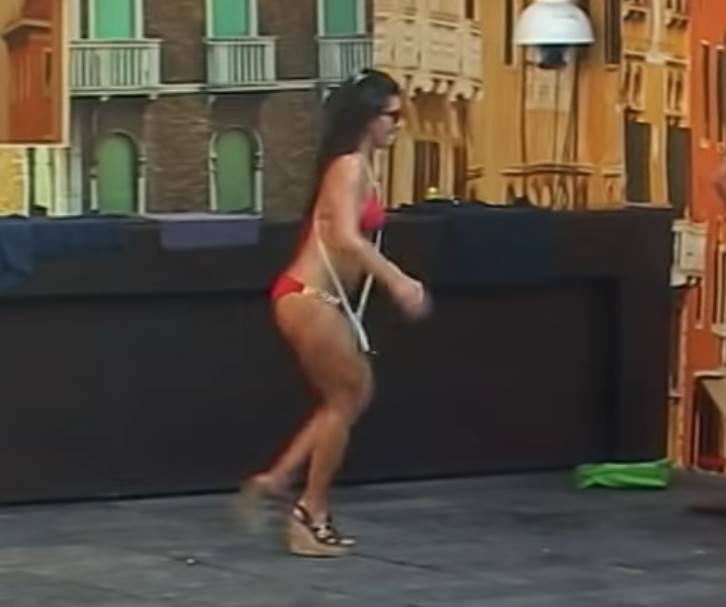 Dušica Grabović seks s kolegom u njivi