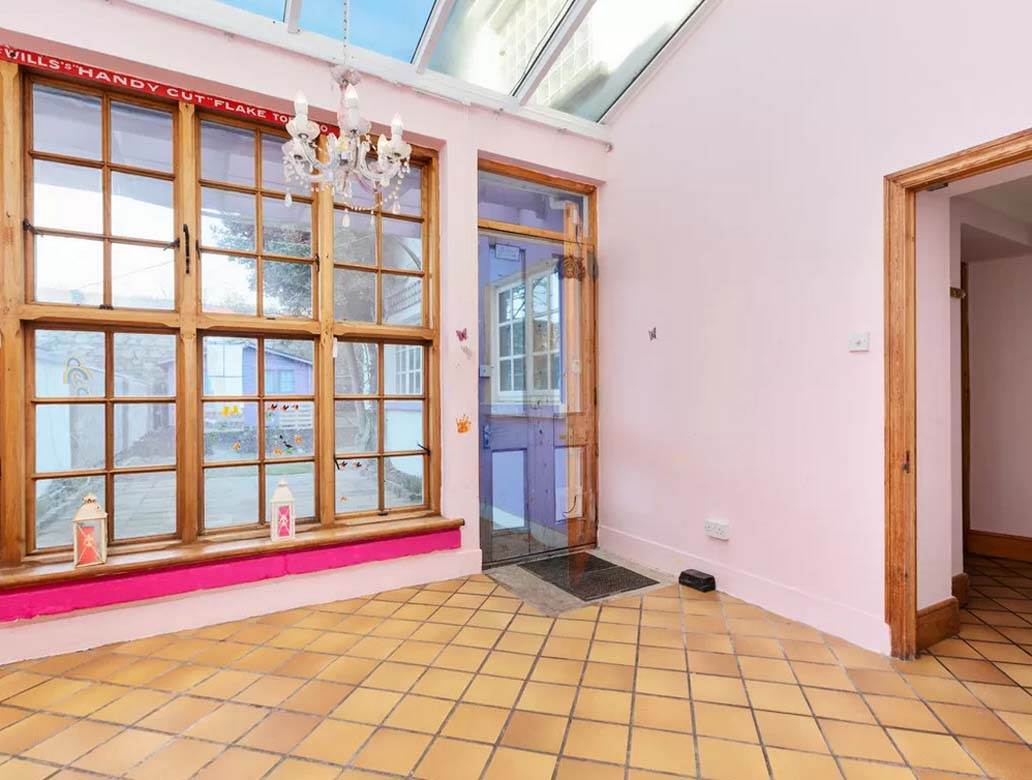 šinejd o konor kuca prodaja uredjenje doma 