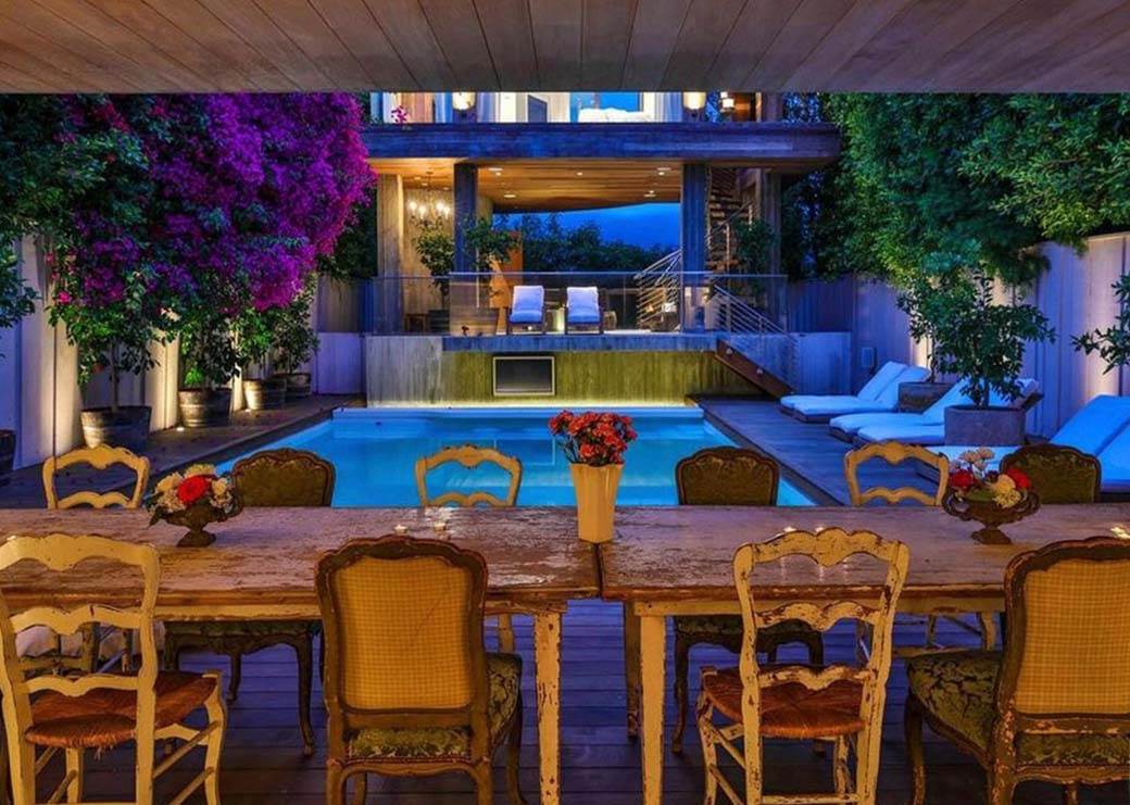 Pamela uhvatila Džeka Nikolsona u trojci