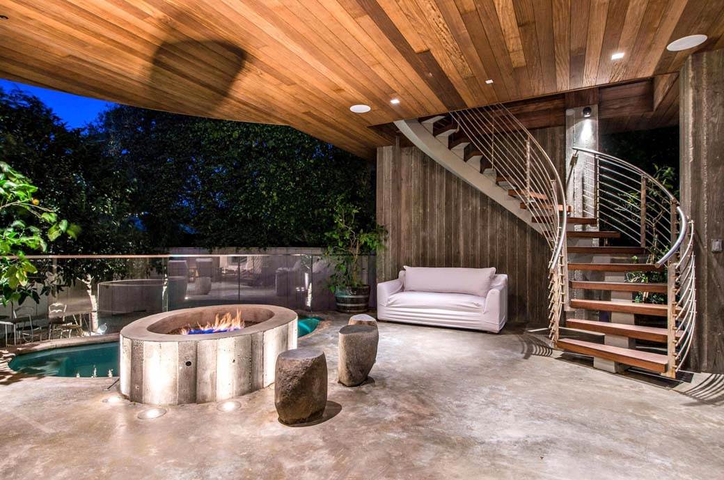 Pamela uhvatila Džeka Nikolsona u trojci