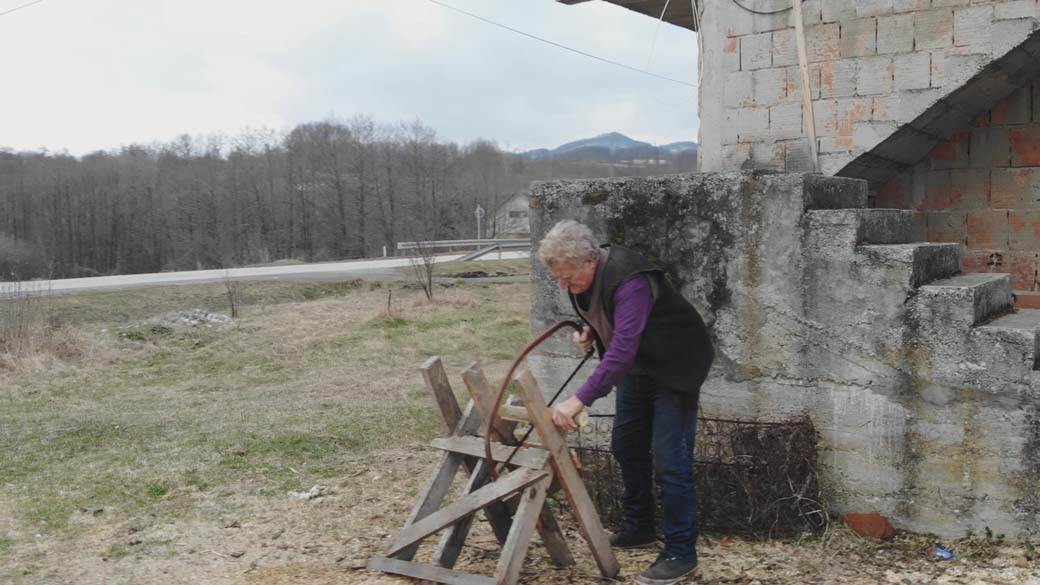 kolekcija cepovi od flasa racuni sakuplja