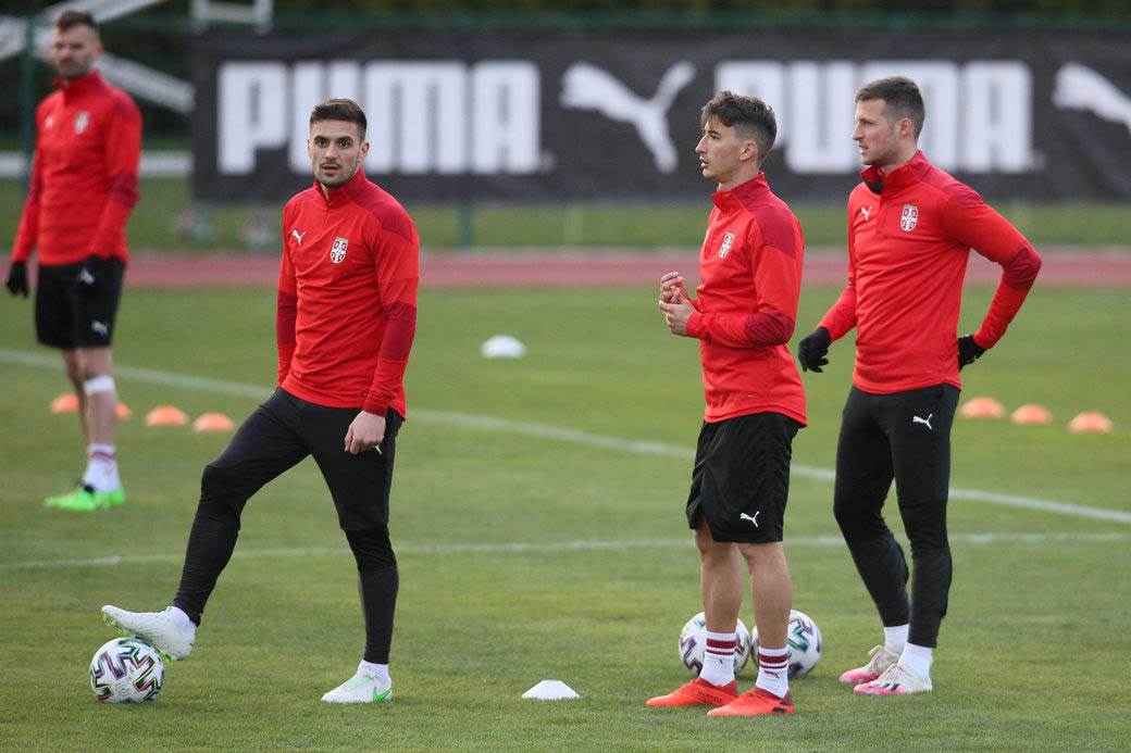 srbija orlovi dragan stojkovic piksi najnovije trening stara pazova dusan tadic kapiten fotografije