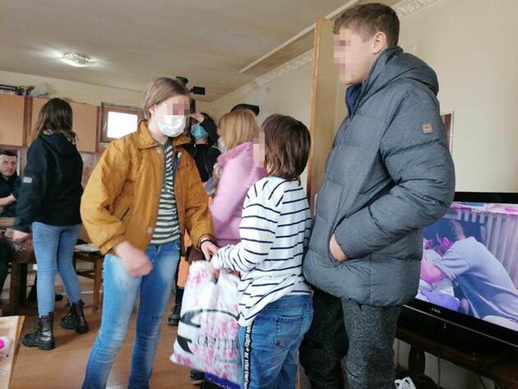 blace selo suvi dol deca baka socijalni radnici odluka