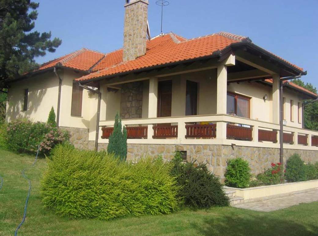 Kako izgleda vila Branislava Lečića koju izdaje za 30000 na dan?