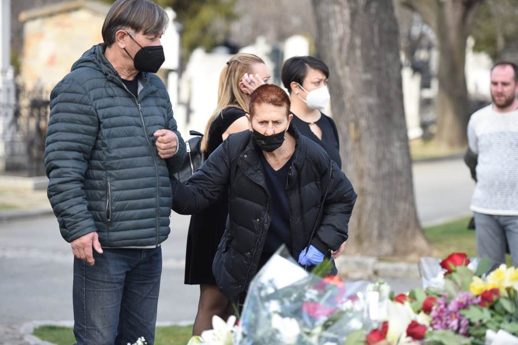 vlasta velisavljević aleja zaslužnih građana sahrana novo groblje