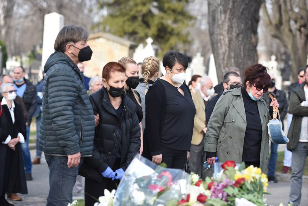 vlasta velisavljević aleja zaslužnih građana sahrana novo groblje