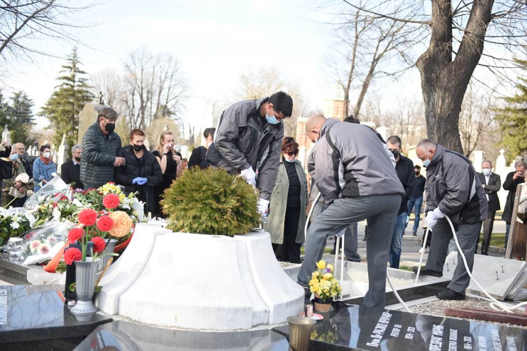 vlasta velisavljević aleja zaslužnih građana sahrana novo groblje