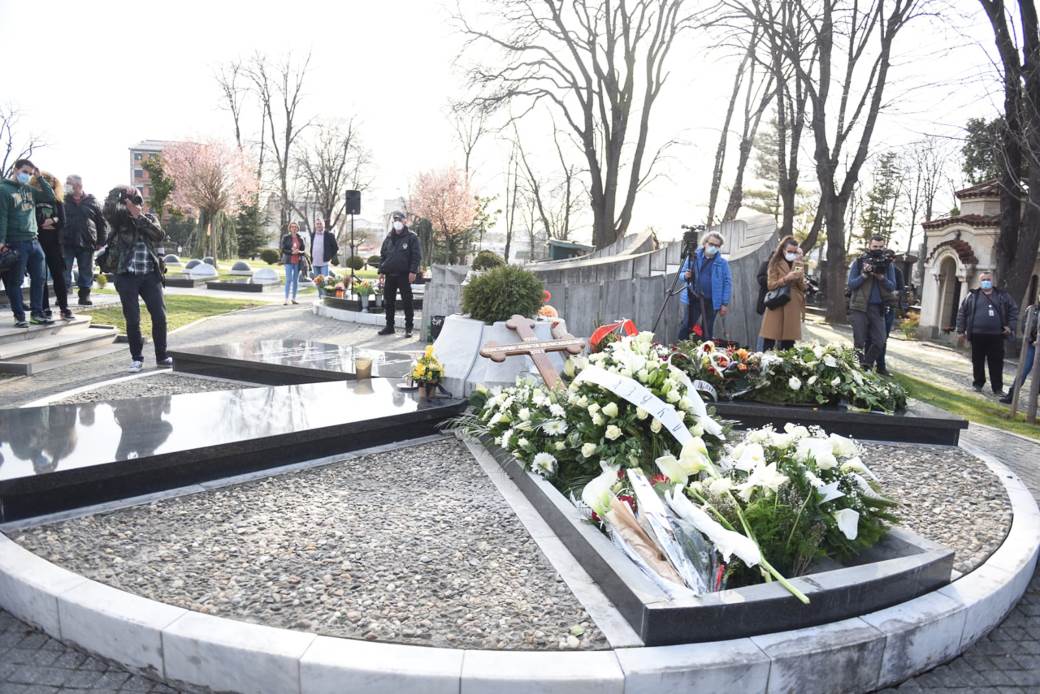 vlasta velisavljević aleja zaslužnih građana sahrana novo groblje