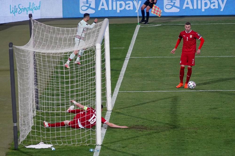 stefan mitrović gol linija srbija portugal intervencija