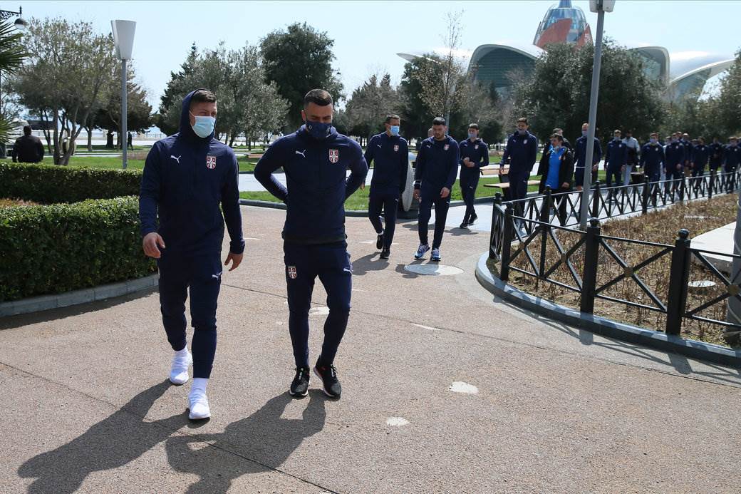 fudbaleri srbije u azerbejdzanu foto video