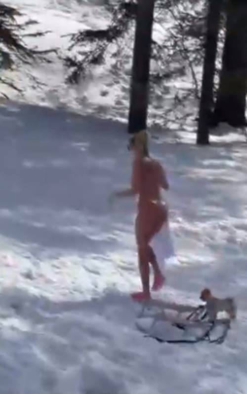 ljupka stevic iva grguric sankanje u kupaćim kostimima divcibare video