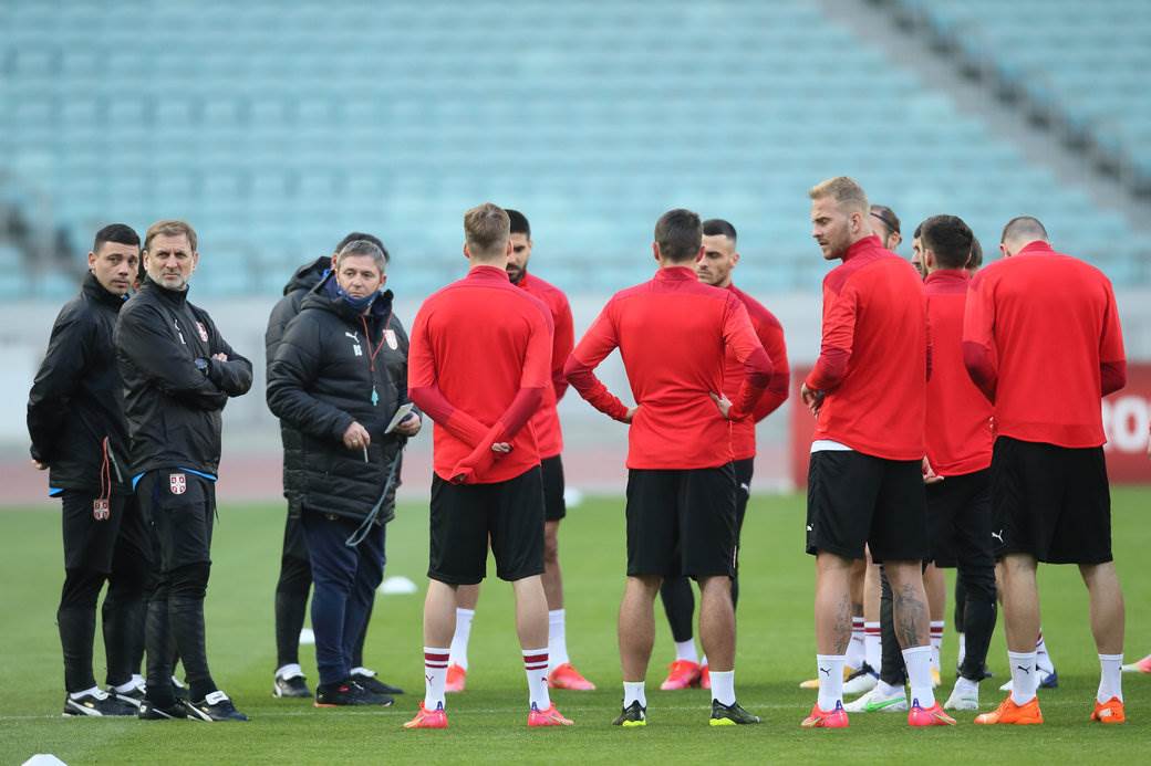 fudbalska reprezentacija srbije trening stadion baku 