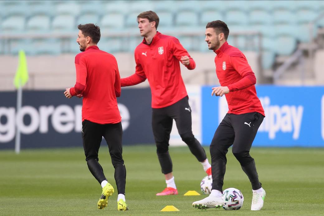 fudbalska reprezentacija srbije trening stadion baku 