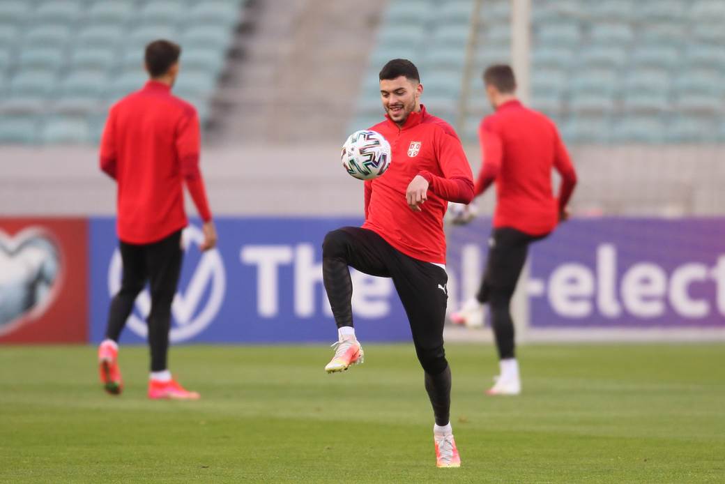 fudbalska reprezentacija srbije trening stadion baku 
