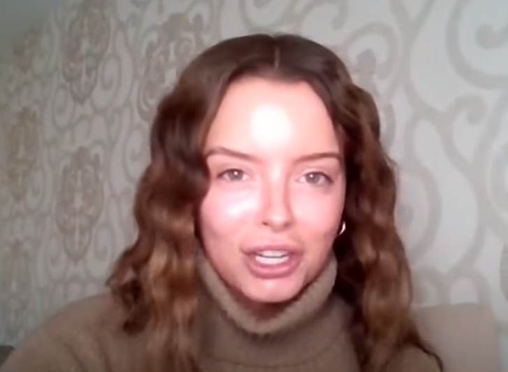 mora higins skinula sminku uzivo foto video