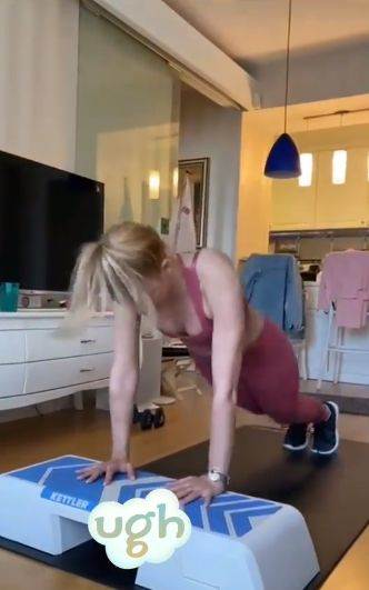 milica todorovic pevacica treniranje seksi izgled